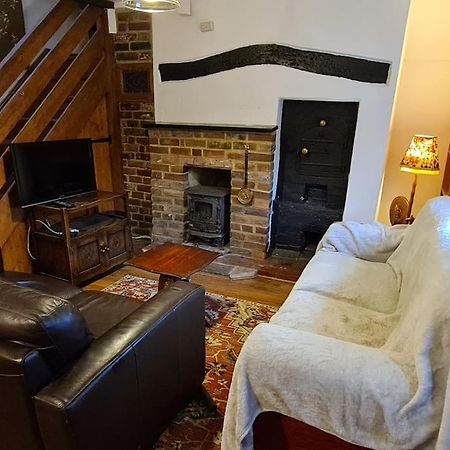 Cosy Cottage Blundeston Exterior photo
